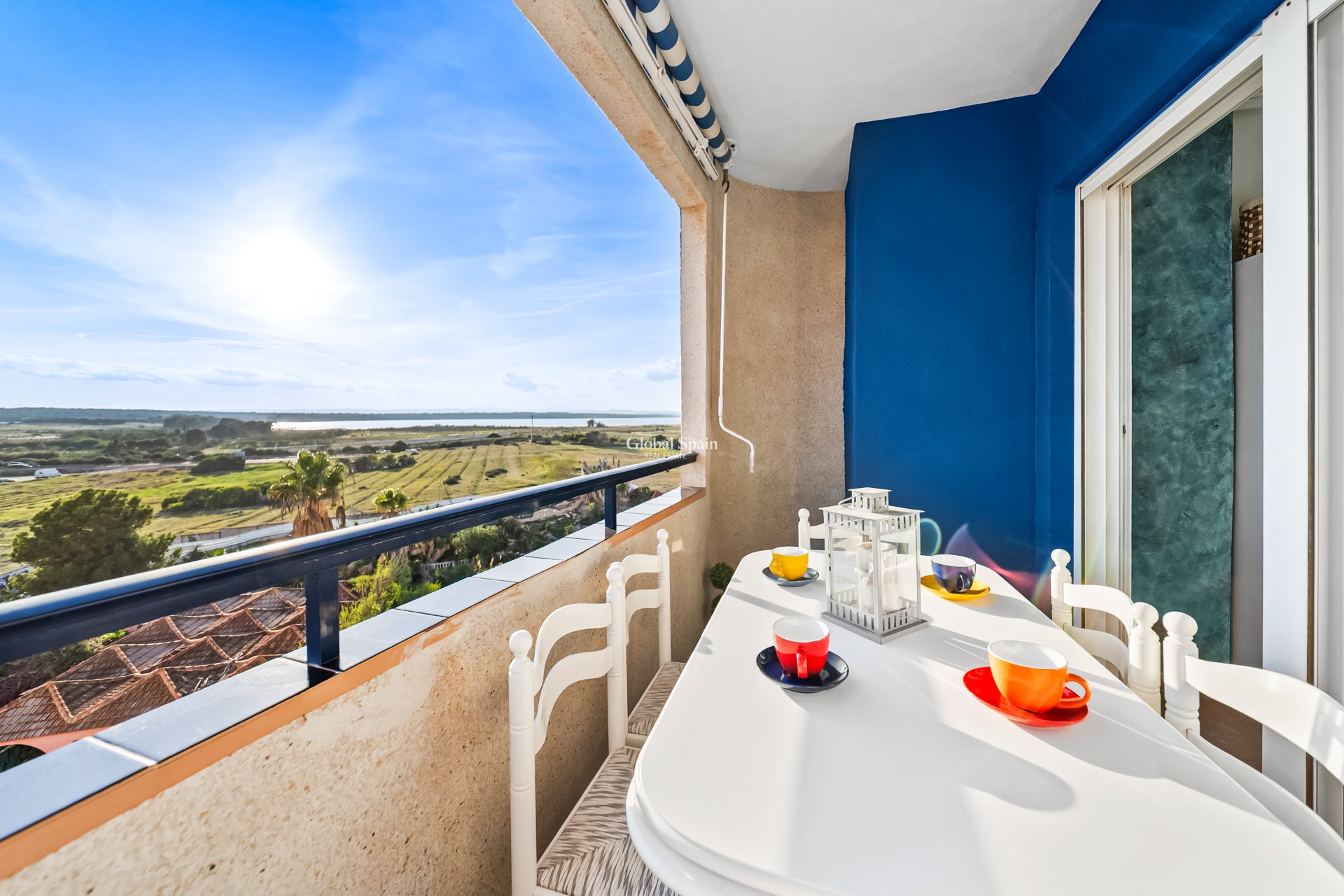 Odsprzedaż - Apartament -
TORREVIEJA - La Mata