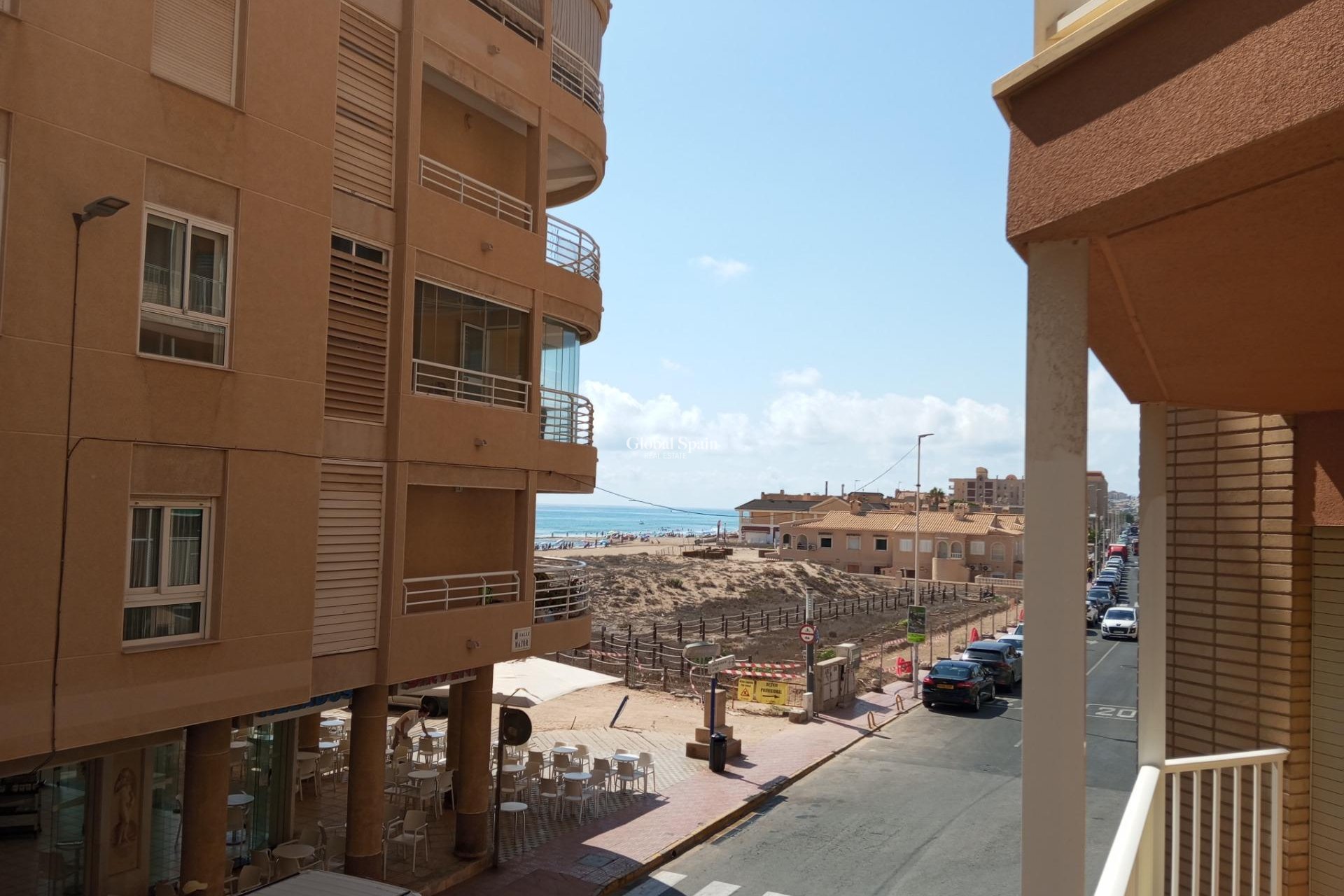 Odsprzedaż - Apartament -
TORREVIEJA - La Mata