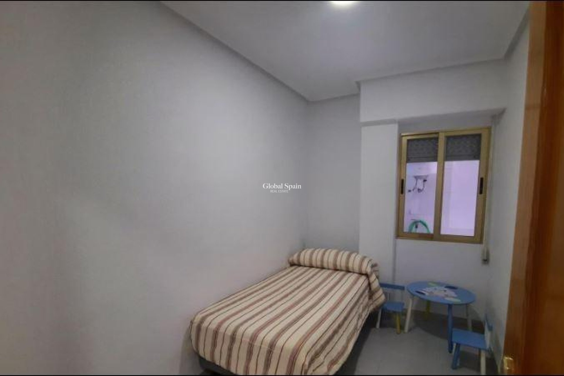 Odsprzedaż - Apartament -
TORREVIEJA - La Mata