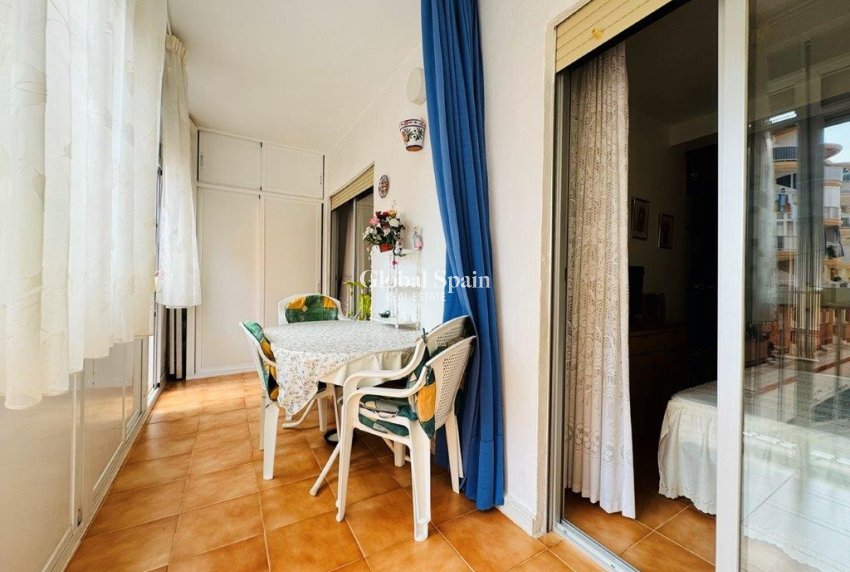 Odsprzedaż - Apartament -
TORREVIEJA - La Mata