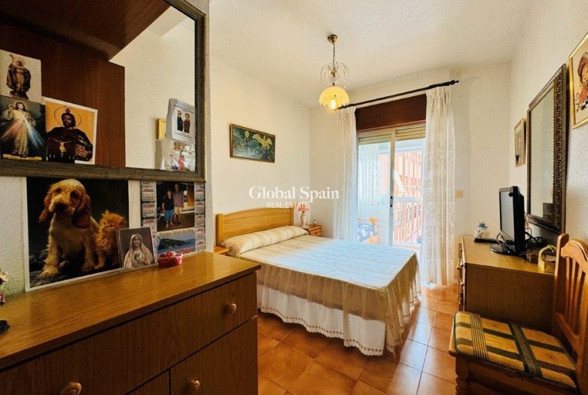 Odsprzedaż - Apartament -
TORREVIEJA - La Mata
