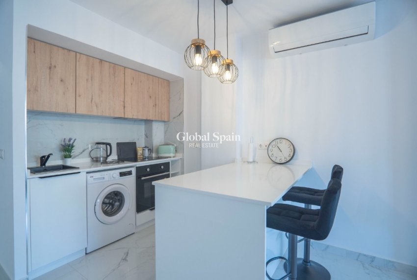 Odsprzedaż - Apartament -
TORREVIEJA - La Veleta