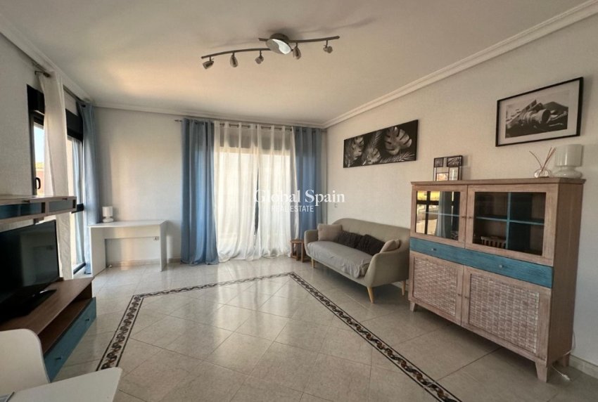 Odsprzedaż - Apartament -
TORREVIEJA - La Veleta