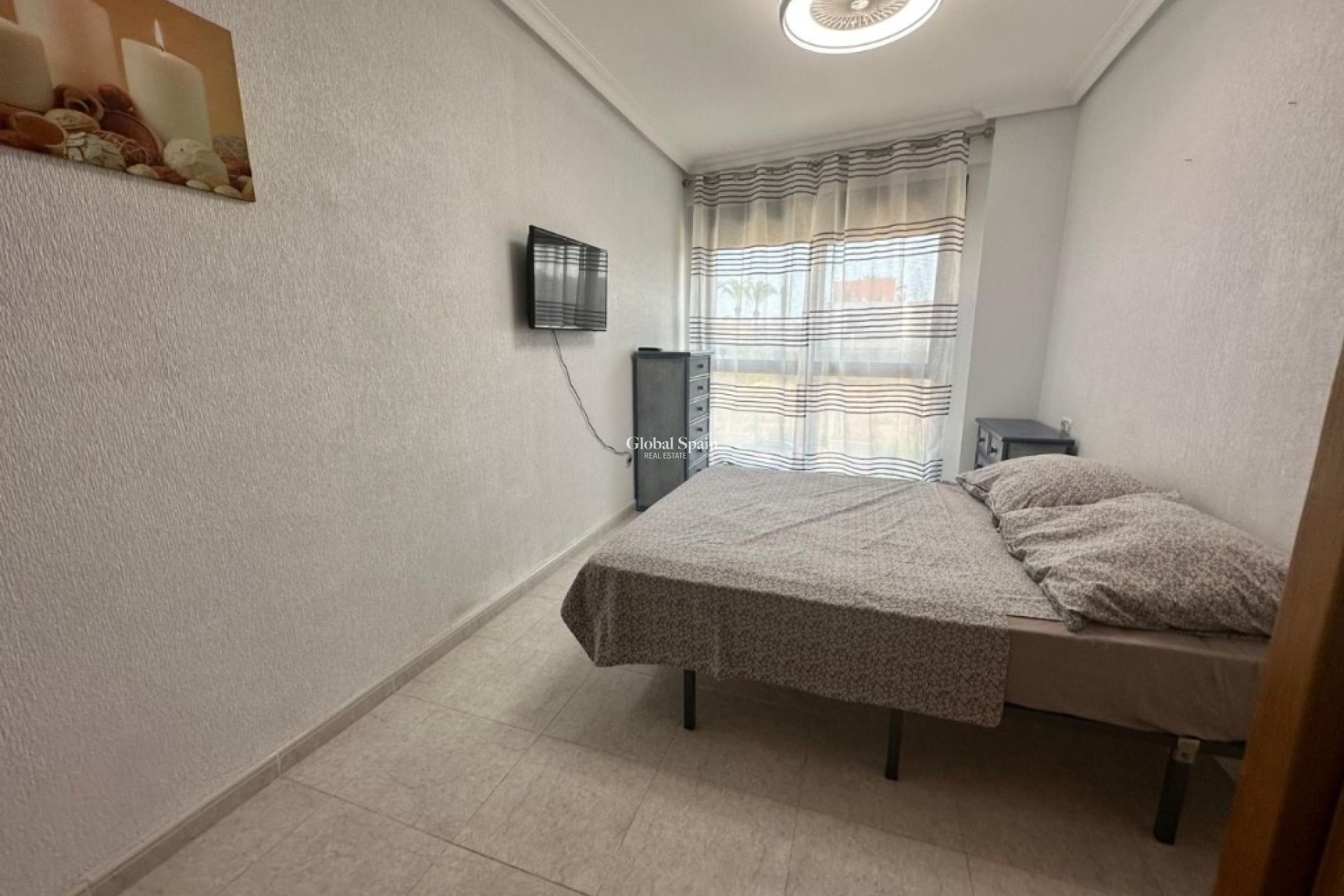 Odsprzedaż - Apartament -
TORREVIEJA - La Veleta