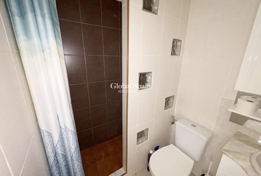 Odsprzedaż - Apartament -
TORREVIEJA - Lago jardin