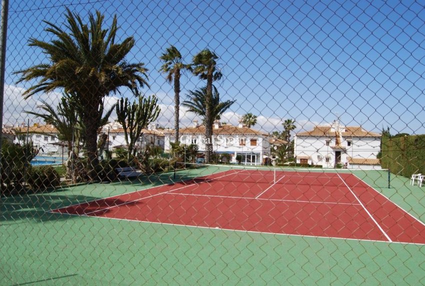 Odsprzedaż - Apartament -
TORREVIEJA - Lago jardin
