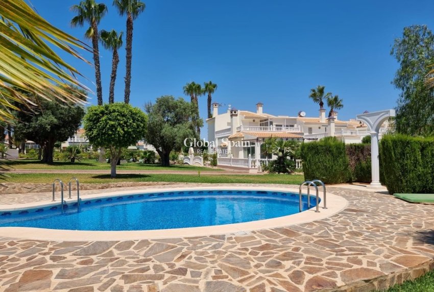 Odsprzedaż - Apartament -
TORREVIEJA - LOS BALCONES - LOS ALTOS