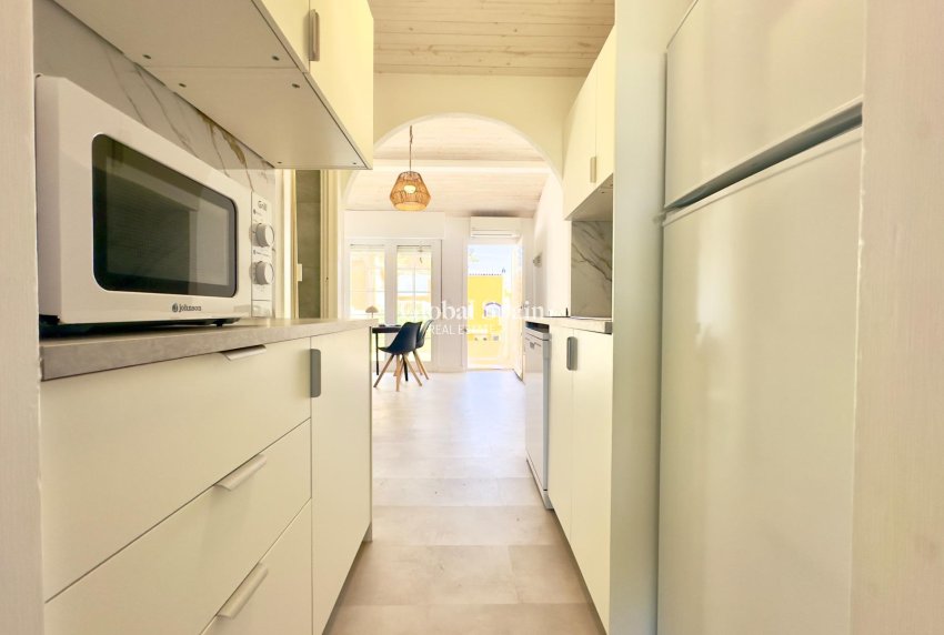 Odsprzedaż - Apartament -
TORREVIEJA - Los Frutales