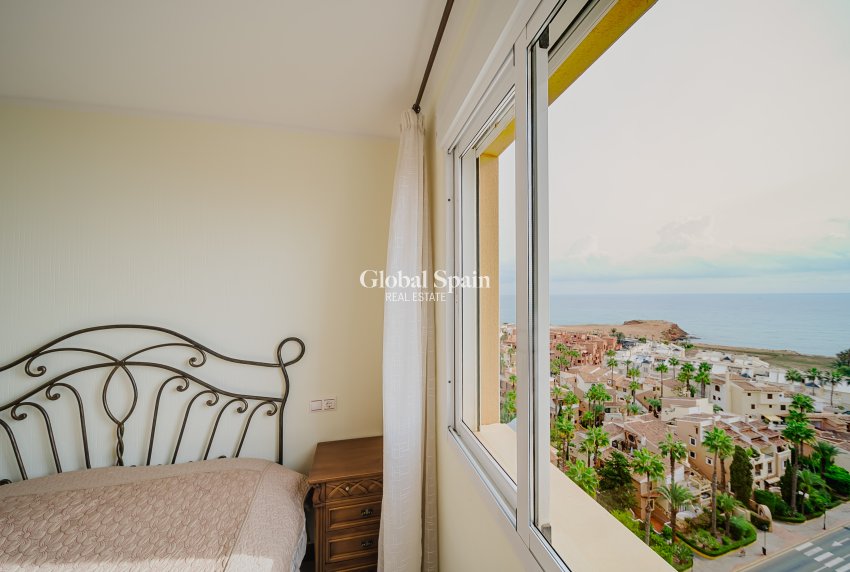 Odsprzedaż - Apartament -
TORREVIEJA - Playa de los locos