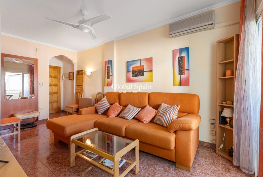 Odsprzedaż - Apartament -
TORREVIEJA - Playa de los locos