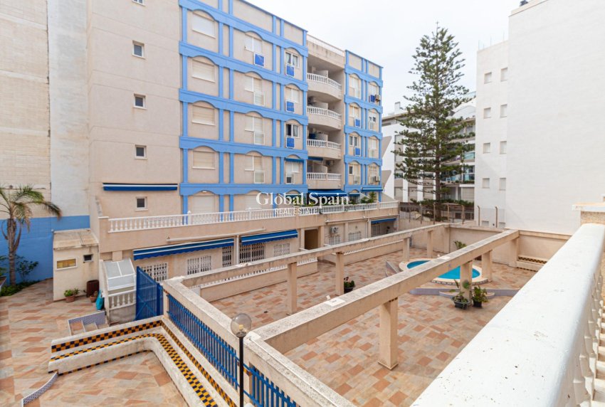 Odsprzedaż - Apartament -
TORREVIEJA - Playa de los locos