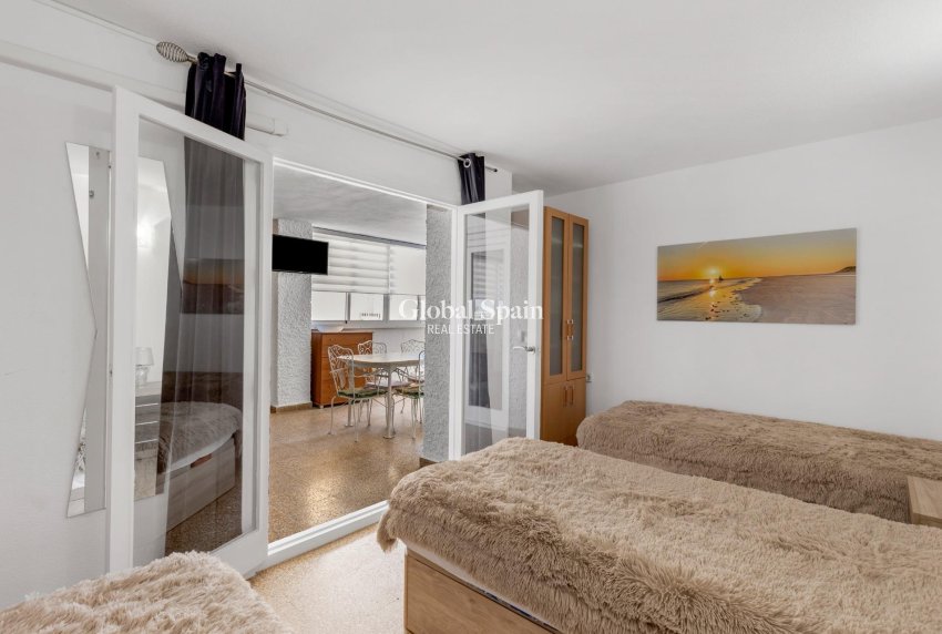 Odsprzedaż - Apartament -
TORREVIEJA - Playa del cura