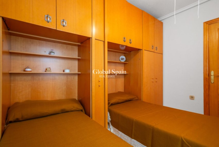 Odsprzedaż - Apartament -
TORREVIEJA - Playa del cura