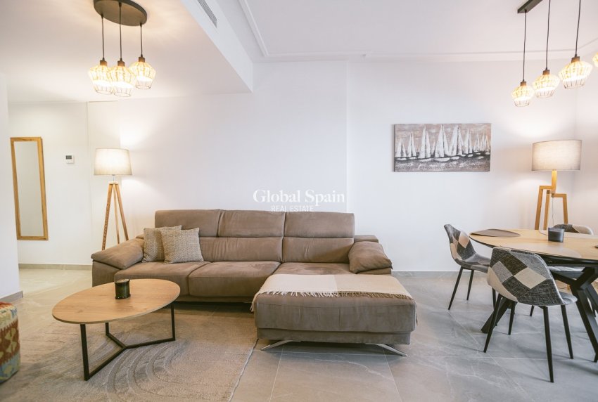 Odsprzedaż - Apartament -
TORREVIEJA - Playa del Cura