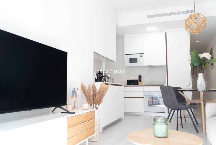 Odsprzedaż - Apartament -
TORREVIEJA - Playa del cura