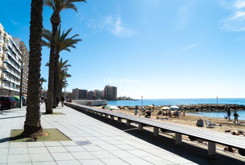 Odsprzedaż - Apartament -
TORREVIEJA - Playa del cura