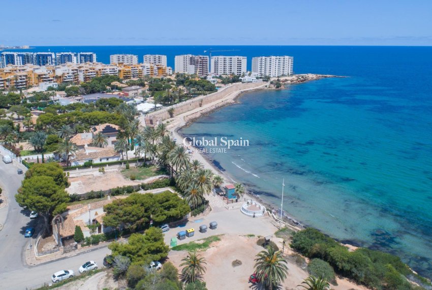 Odsprzedaż - Apartament -
TORREVIEJA - Punta prima