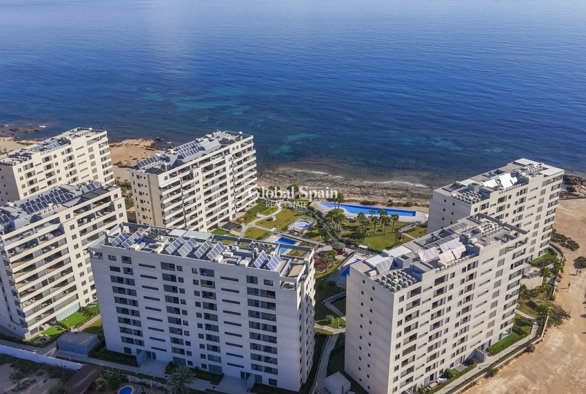 Odsprzedaż - Apartament -
TORREVIEJA - Punta prima