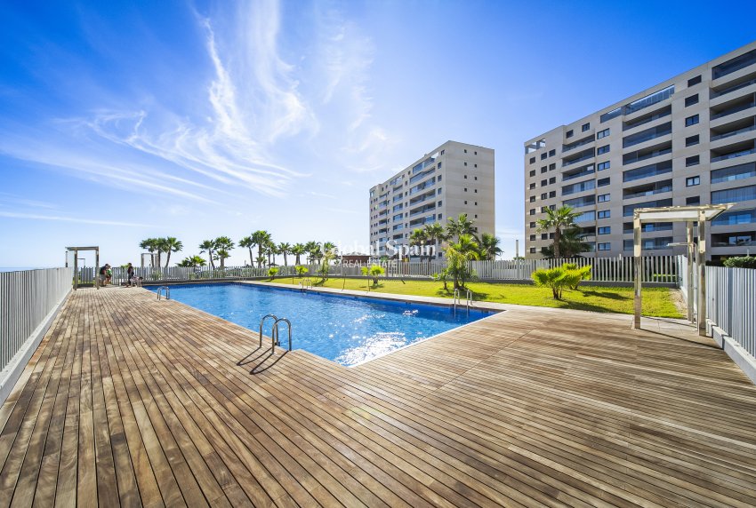 Odsprzedaż - Apartament -
TORREVIEJA - Punta prima