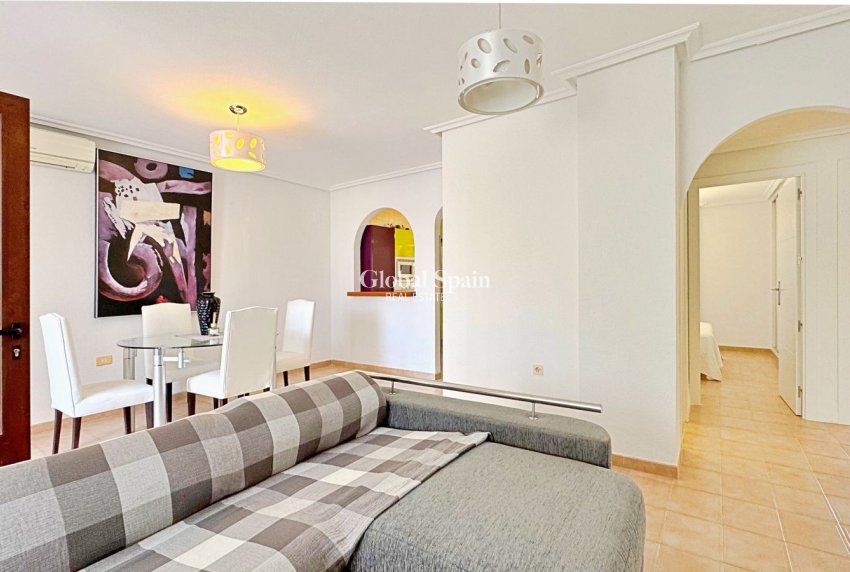 Odsprzedaż - Apartament -
TORREVIEJA - Rocio del Mar