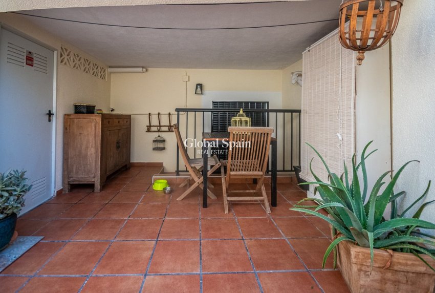 Odsprzedaż - Apartament -
TORREVIEJA - Torre la mata