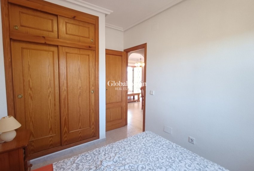 Odsprzedaż - Apartament -
TORREVIEJA - Torreblanca
