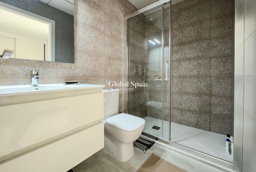 Odsprzedaż - Apartament -
TORREVIEJA - Torrevieja