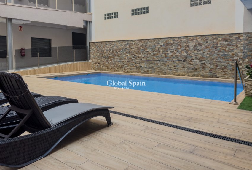 Odsprzedaż - Apartament -
TORREVIEJA - Torrevieja