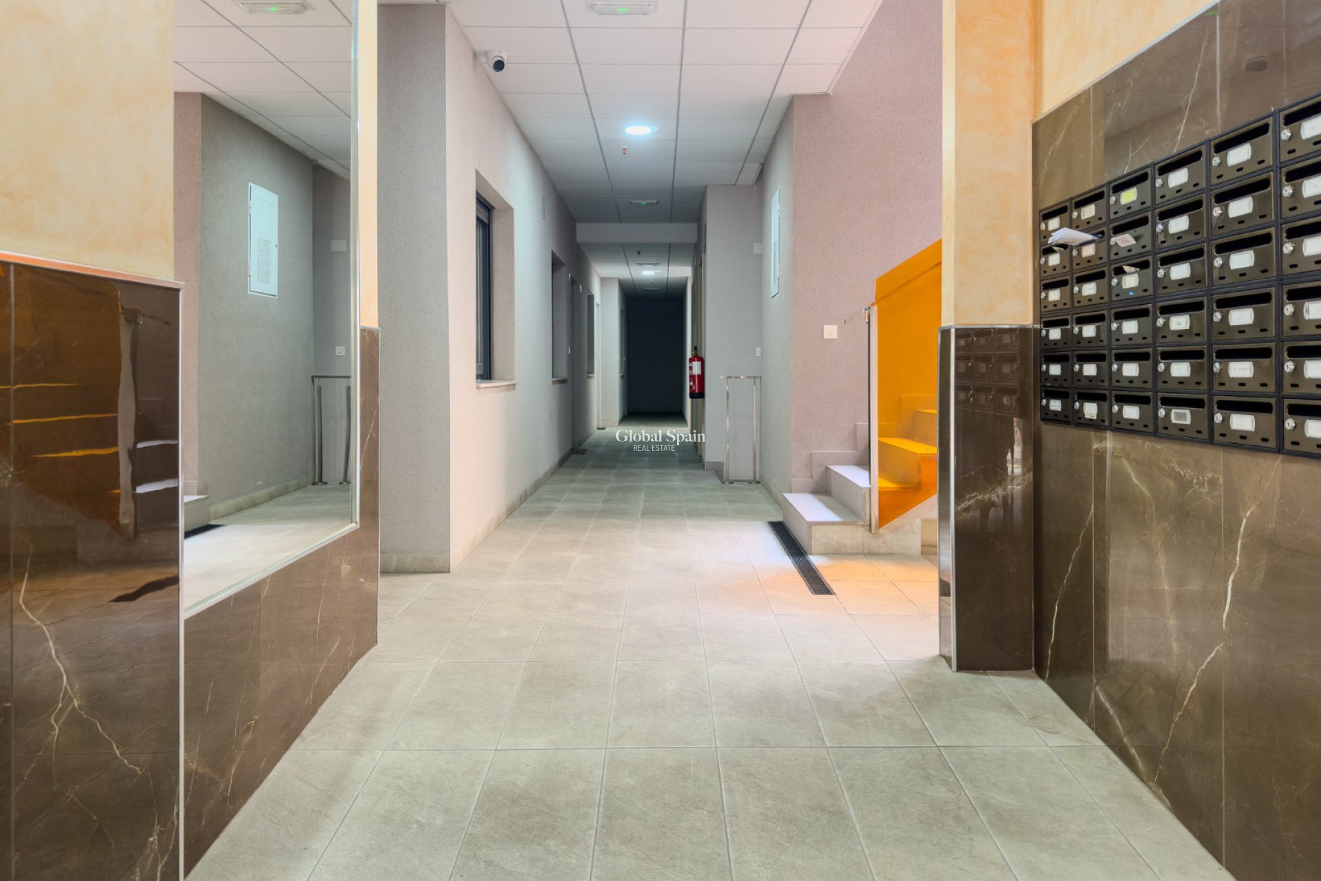 Odsprzedaż - Apartament -
TORREVIEJA - Torrevieja