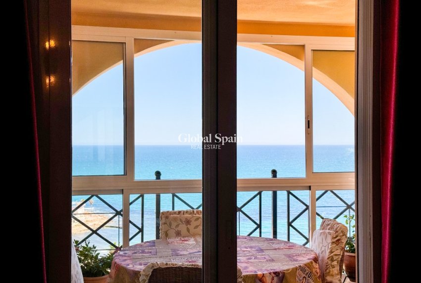 Odsprzedaż - Apartament -
TORREVIEJA - Torrevieja