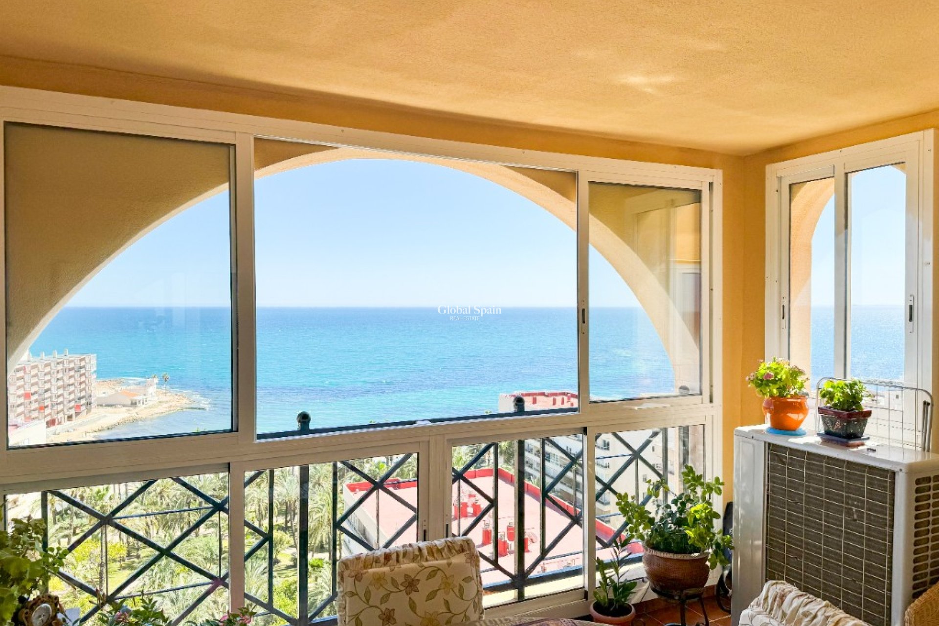 Odsprzedaż - Apartament -
TORREVIEJA - Torrevieja