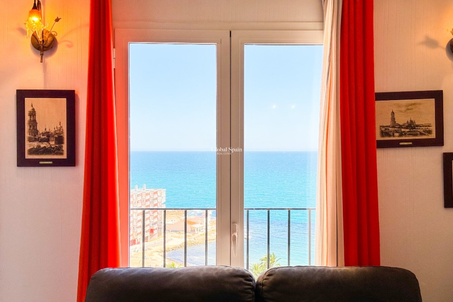 Odsprzedaż - Apartament -
TORREVIEJA - Torrevieja