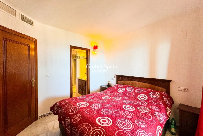 Odsprzedaż - Apartament -
TORREVIEJA - Torrevieja