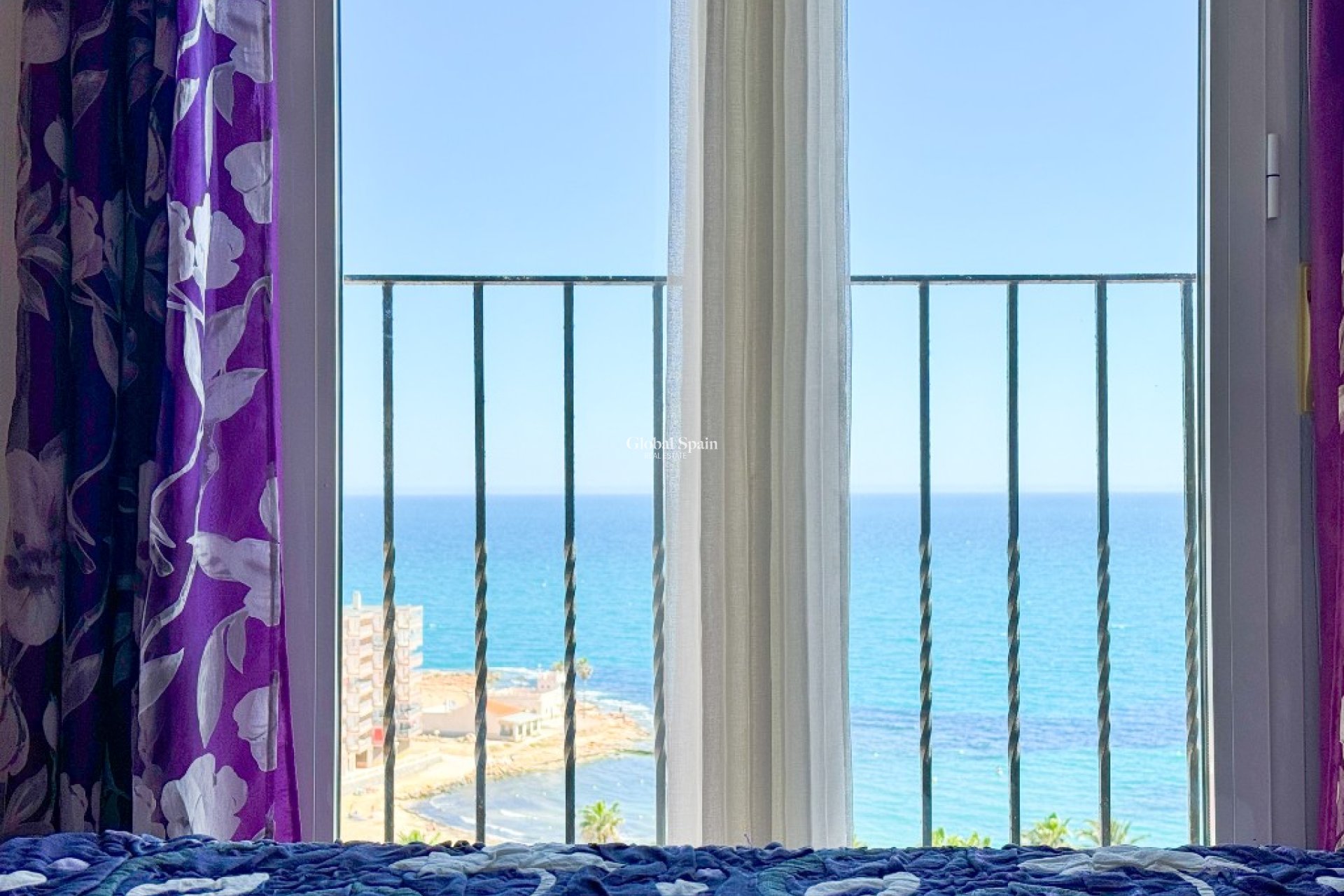 Odsprzedaż - Apartament -
TORREVIEJA - Torrevieja