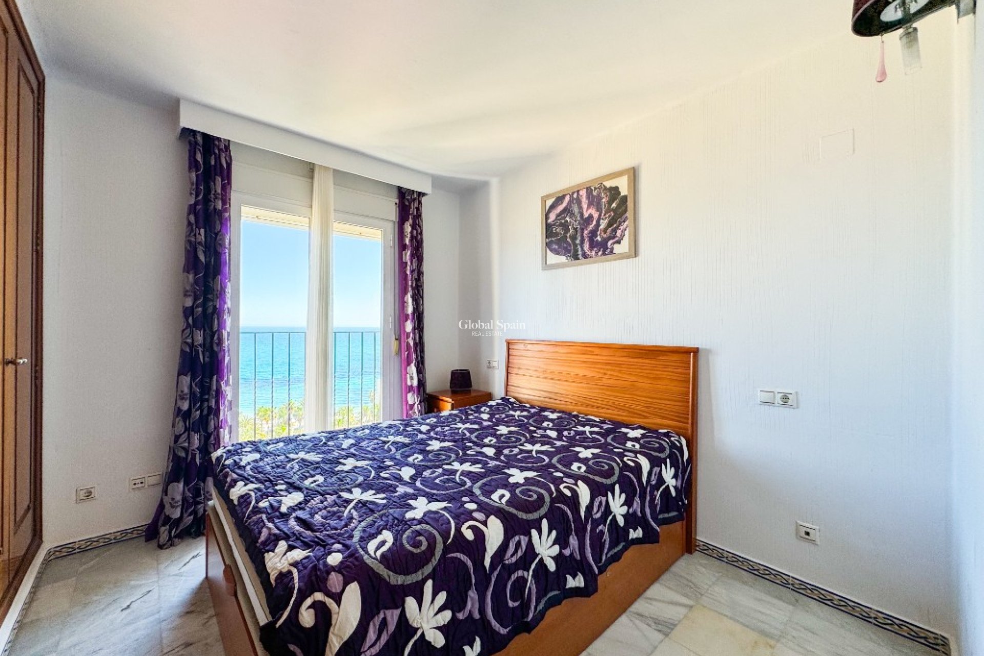 Odsprzedaż - Apartament -
TORREVIEJA - Torrevieja