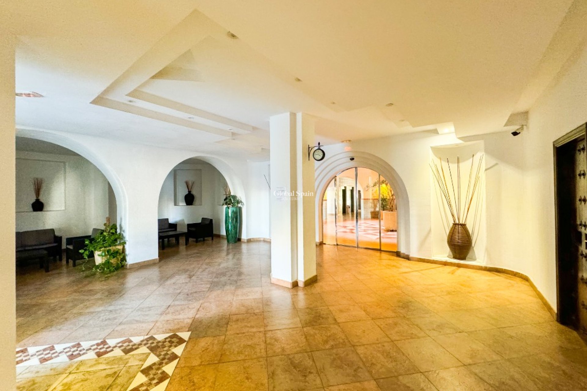 Odsprzedaż - Apartament -
TORREVIEJA - Torrevieja