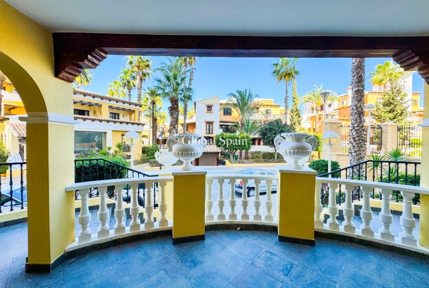 Odsprzedaż - Apartament -
TORREVIEJA - Torrevieja