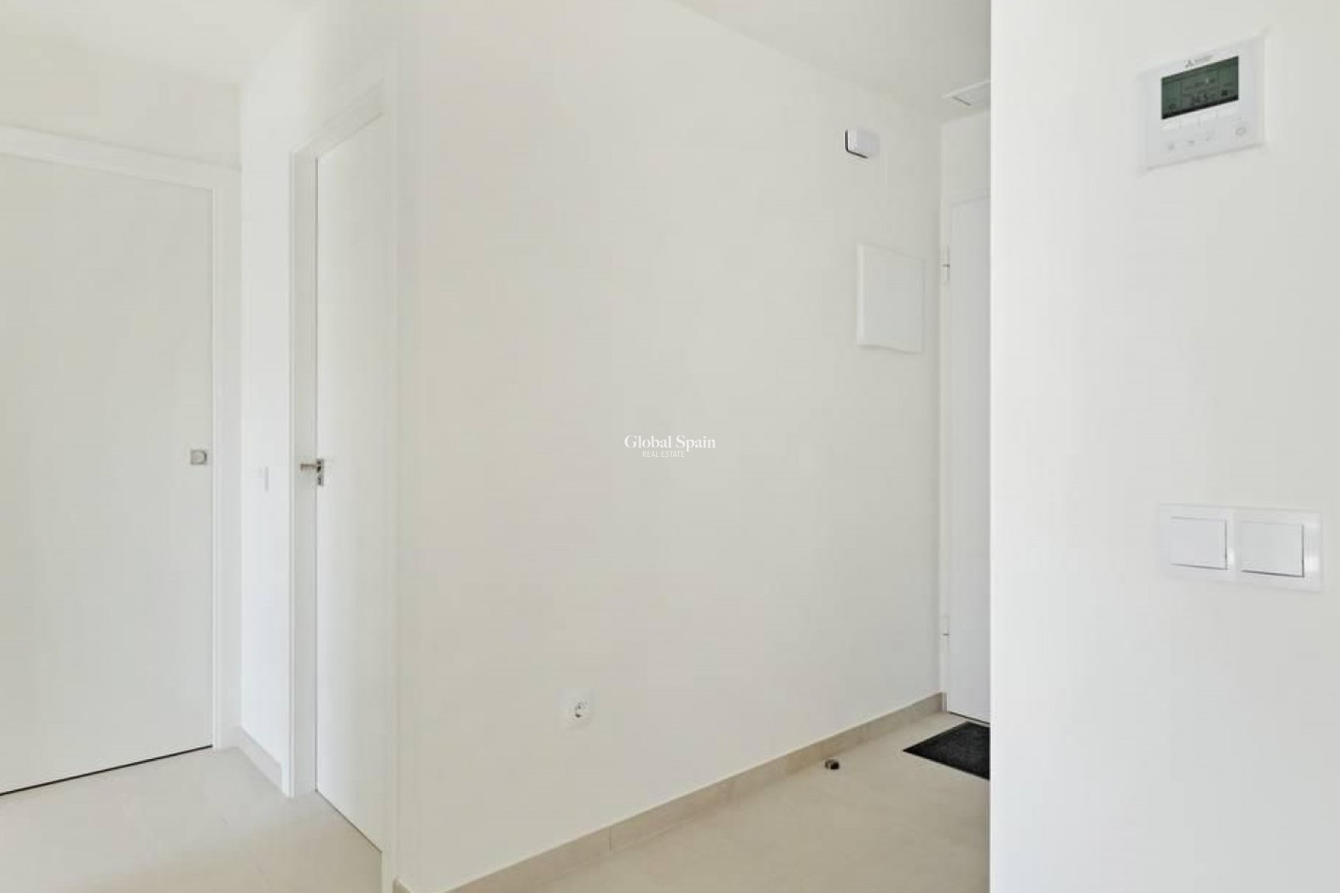 Odsprzedaż - Apartament -
TORREVIEJA - 