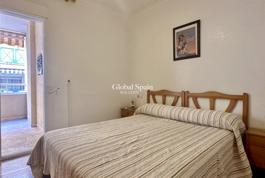 Odsprzedaż - Apartament -
TORREVIEJA - 