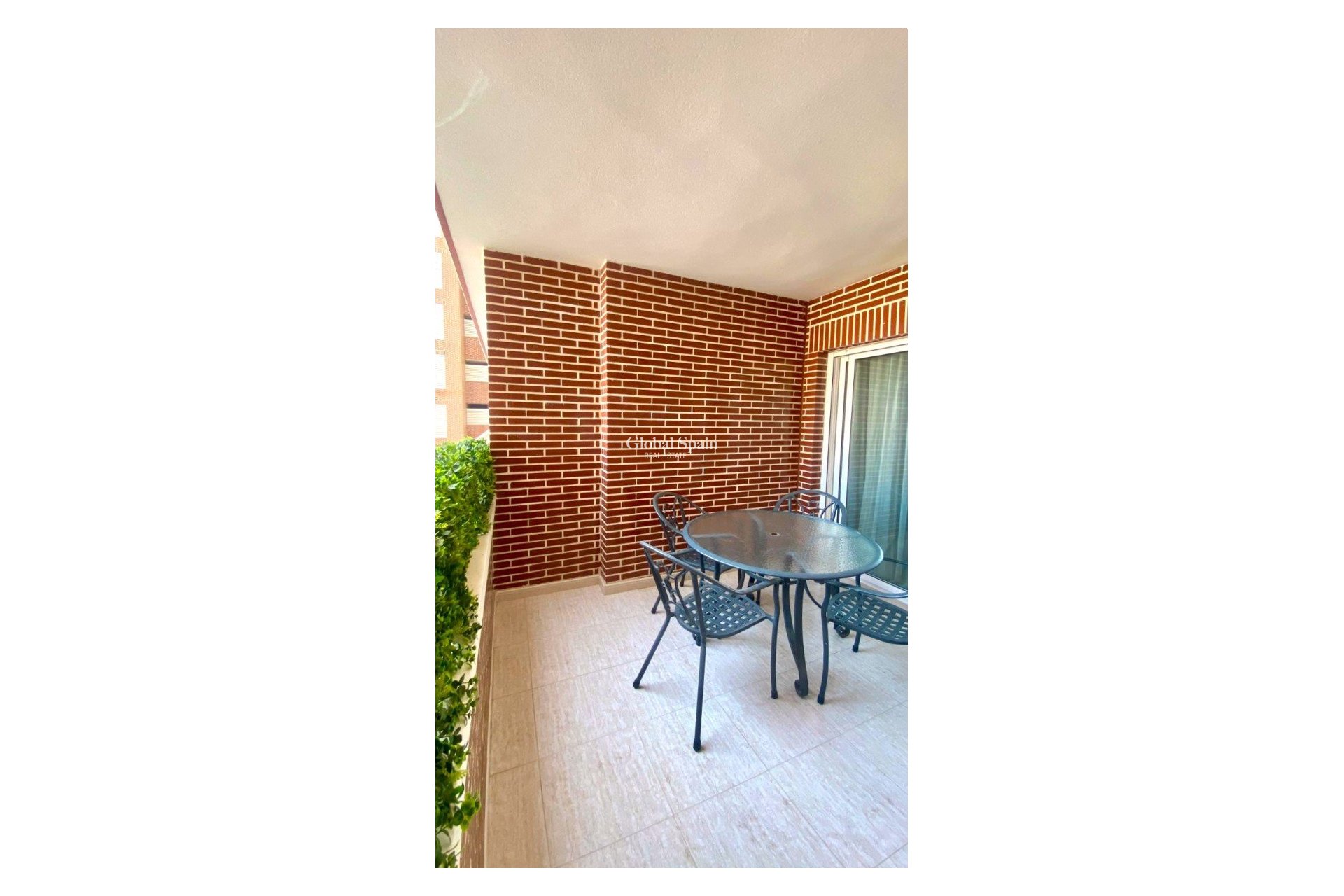 Odsprzedaż - Apartament -
VILLAJOYOSA - Cala de Villajoyosa