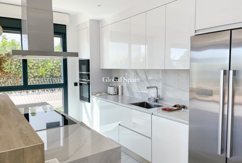 Odsprzedaż - Apartament -
VILLAJOYOSA - Playas Del Torres