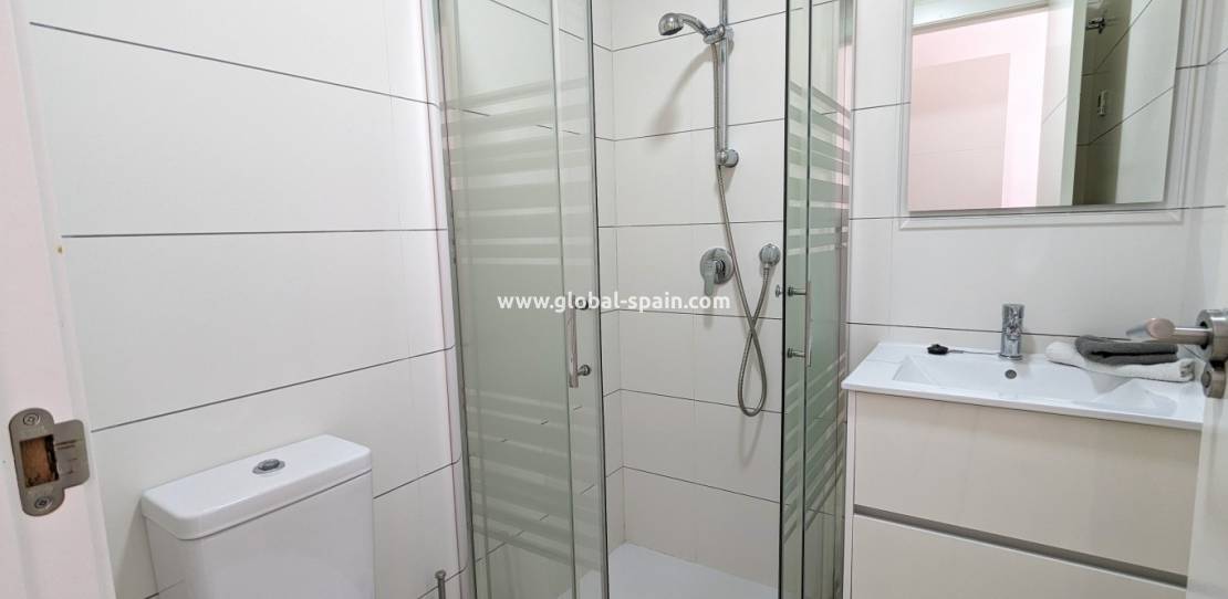 Odsprzedaż - Apartament - 