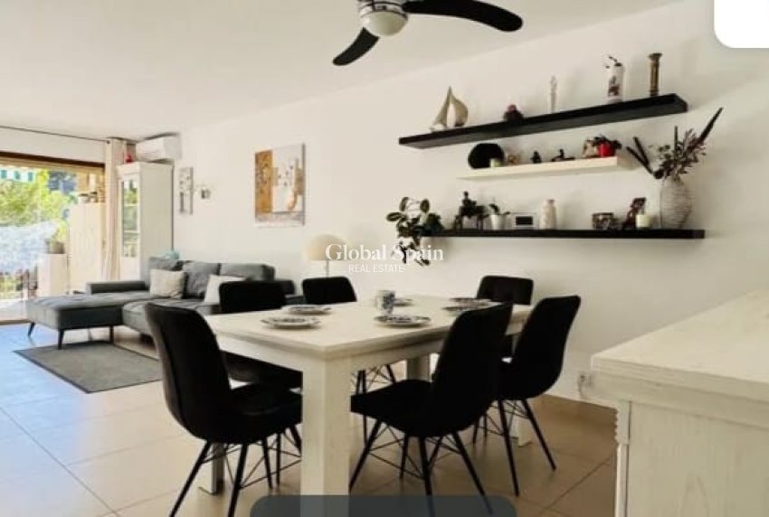 Odsprzedaż - Apartment -
Cala Vinyes - Calvià