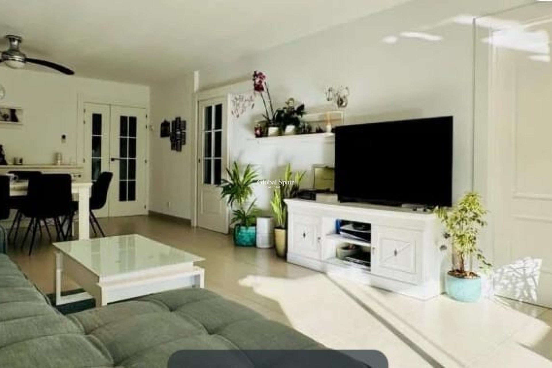 Odsprzedaż - Apartment -
Cala Vinyes - Calvià