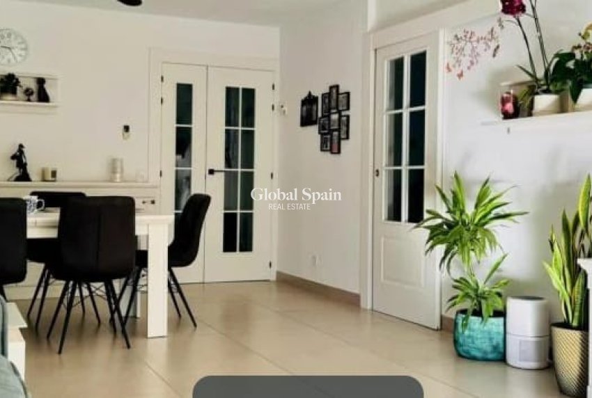 Odsprzedaż - Apartment -
Cala Vinyes - Calvià