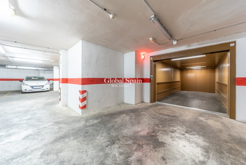 Odsprzedaż - Atico -
TORREVIEJA - Puerto