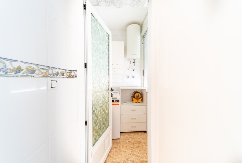 Odsprzedaż - Atico -
TORREVIEJA - Puerto