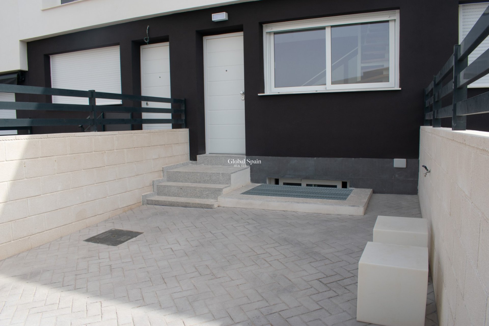 Odsprzedaż - Bliźniak -
GRAN ALACANT