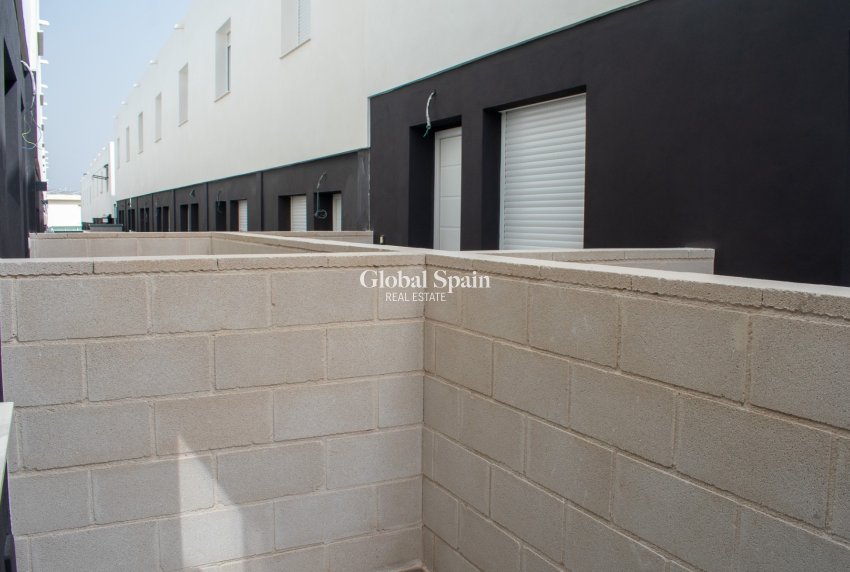 Odsprzedaż - Bliźniak -
GRAN ALACANT