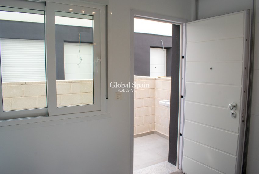 Odsprzedaż - Bliźniak -
GRAN ALACANT